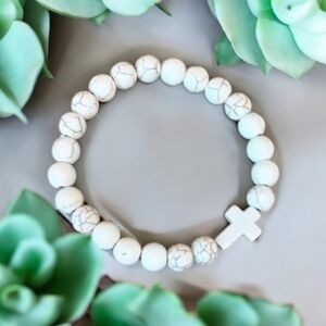 Lovely Faith Vintage-Inspired Beaded‎ Bracelet with Cross Pendant